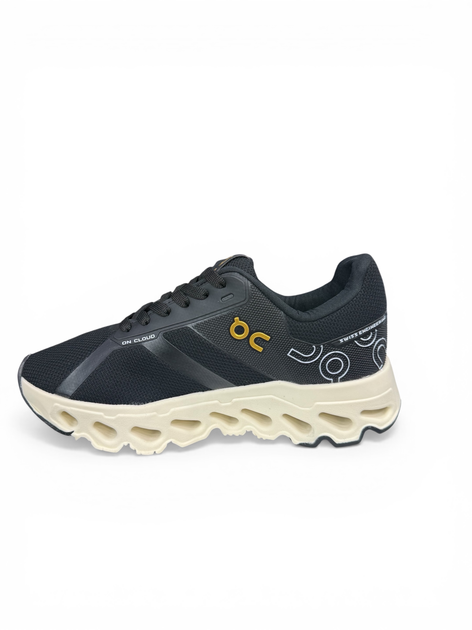 ON CLOUD ( PRETO OFF OURO)